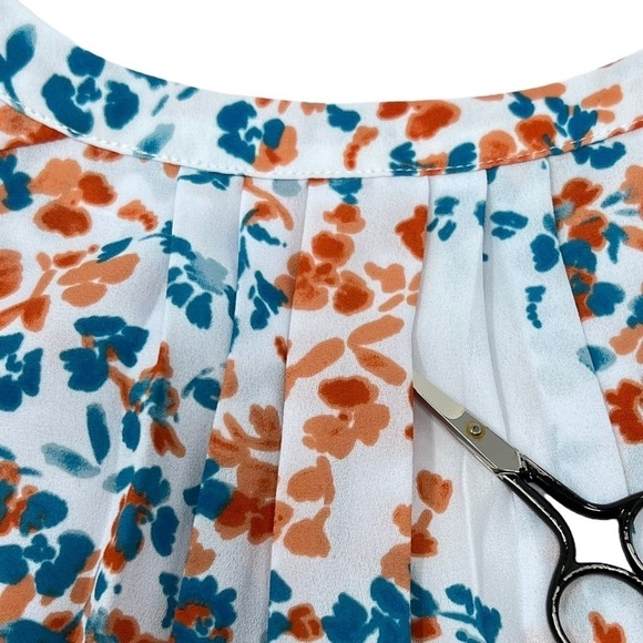 NYDJ White Peach Floral Print V Neck 3/4 Sleeve Pintuck Blouse Size Large P NWOT - Picture 12 of 14